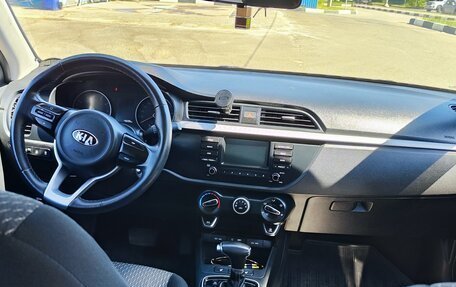 KIA Rio IV, 2020 год, 1 620 000 рублей, 6 фотография