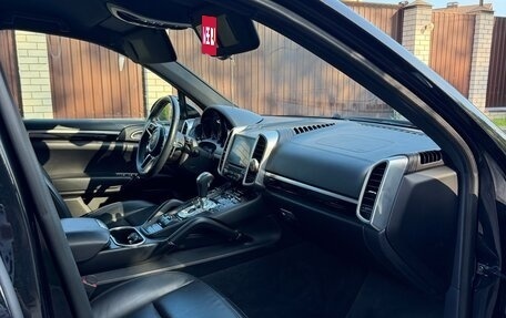 Porsche Cayenne III, 2016 год, 6 000 000 рублей, 10 фотография