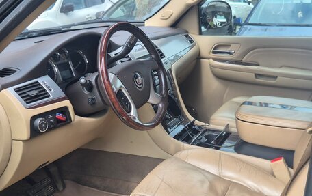 Cadillac Escalade III, 2009 год, 1 800 000 рублей, 21 фотография