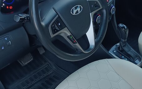 Hyundai Solaris II рестайлинг, 2016 год, 1 325 000 рублей, 15 фотография