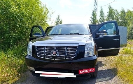 Cadillac Escalade III, 2008 год, 1 789 000 рублей, 12 фотография