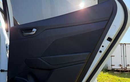 Hyundai Solaris II рестайлинг, 2018 год, 950 000 рублей, 10 фотография