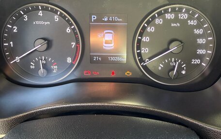 Hyundai Solaris II рестайлинг, 2018 год, 950 000 рублей, 15 фотография
