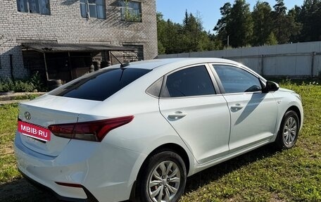 Hyundai Solaris II рестайлинг, 2018 год, 950 000 рублей, 8 фотография