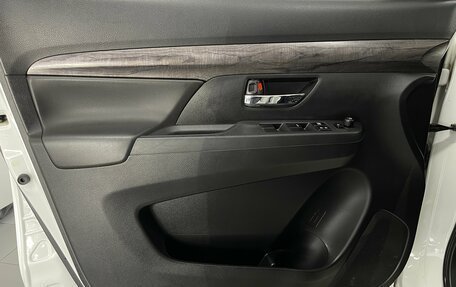 Suzuki Ertiga II, 2023 год, 2 309 000 рублей, 19 фотография