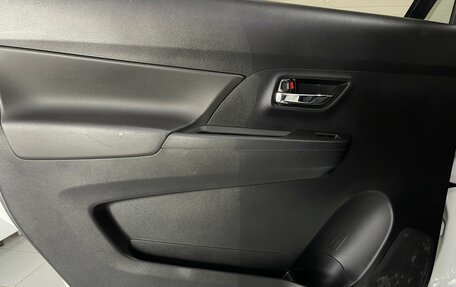 Suzuki Ertiga II, 2023 год, 2 309 000 рублей, 22 фотография