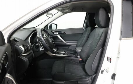 Mitsubishi Eclipse Cross, 2019 год, 1 670 000 рублей, 10 фотография