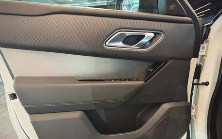 Land Rover Range Rover Velar I, 2018 год, 5 800 000 рублей, 9 фотография
