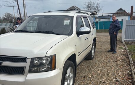 Chevrolet Tahoe III, 2012 год, 2 150 000 рублей, 5 фотография
