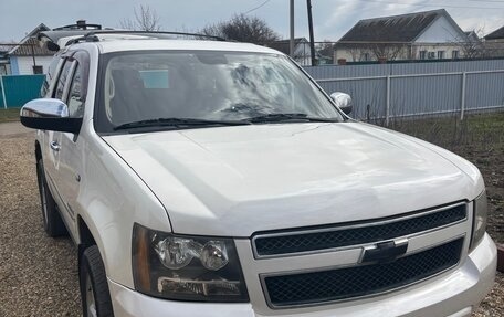 Chevrolet Tahoe III, 2012 год, 2 150 000 рублей, 6 фотография