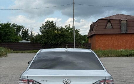 Toyota Camry, 2017 год, 2 170 000 рублей, 3 фотография