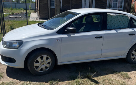 Volkswagen Polo VI (EU Market), 2014 год, 800 000 рублей, 4 фотография