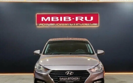 Hyundai Solaris II рестайлинг, 2018 год, 1 385 000 рублей, 2 фотография