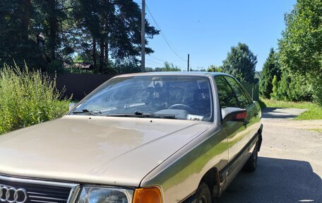 Audi 100, 1985 год, 140 000 рублей, 2 фотография