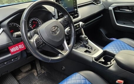 Toyota RAV4, 2021 год, 3 099 000 рублей, 9 фотография