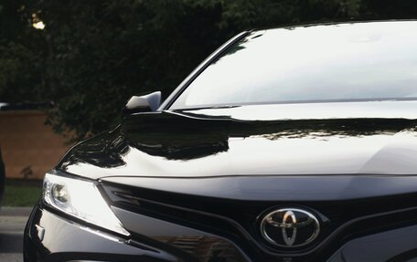 Toyota Camry, 2020 год, 3 450 000 рублей, 2 фотография