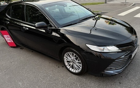 Toyota Camry, 2020 год, 3 450 000 рублей, 7 фотография