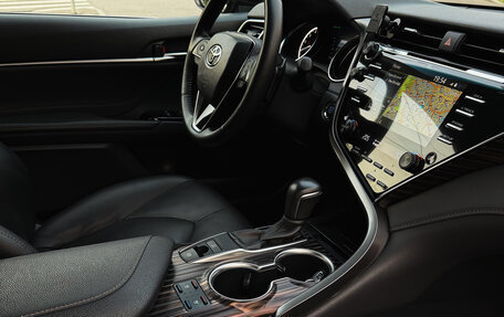 Toyota Camry, 2020 год, 3 450 000 рублей, 18 фотография