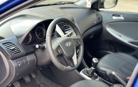 Hyundai Solaris II рестайлинг, 2013 год, 690 000 рублей, 16 фотография