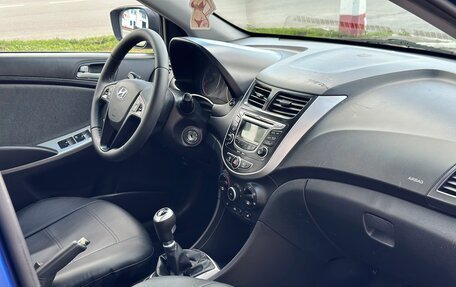 Hyundai Solaris II рестайлинг, 2013 год, 690 000 рублей, 15 фотография