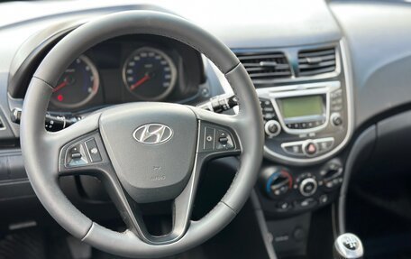 Hyundai Solaris II рестайлинг, 2013 год, 690 000 рублей, 14 фотография