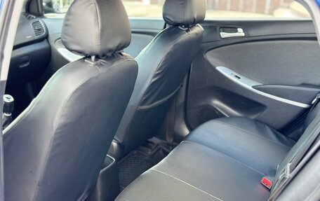 Hyundai Solaris II рестайлинг, 2013 год, 690 000 рублей, 19 фотография