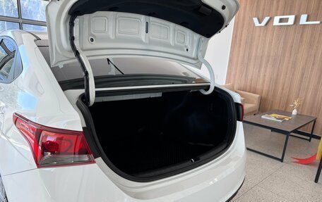 Hyundai Solaris II рестайлинг, 2021 год, 1 650 000 рублей, 6 фотография