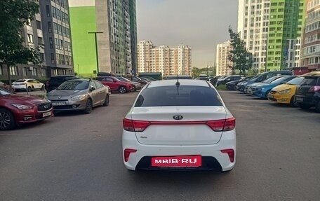 KIA Rio IV, 2018 год, 770 000 рублей, 2 фотография