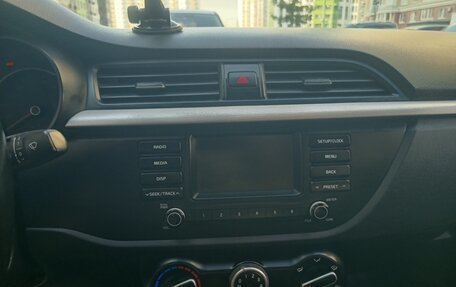 KIA Rio IV, 2018 год, 770 000 рублей, 10 фотография