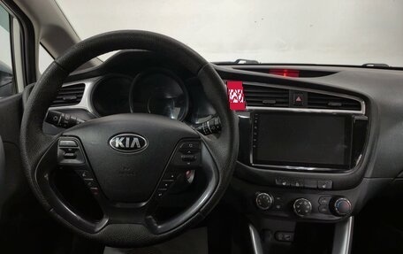 KIA cee'd III, 2015 год, 950 000 рублей, 14 фотография