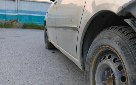 Toyota Ipsum II, 2001 год, 350 000 рублей, 26 фотография
