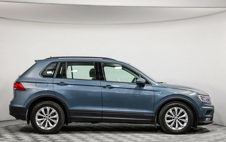 Volkswagen Tiguan II, 2019 год, 2 099 000 рублей, 4 фотография