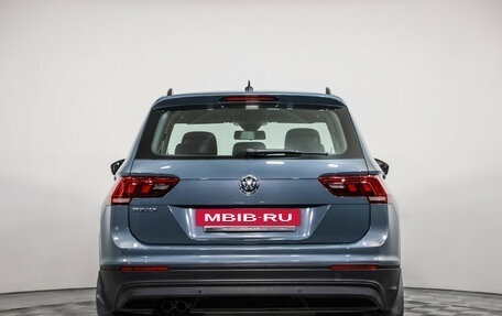 Volkswagen Tiguan II, 2019 год, 2 099 000 рублей, 7 фотография