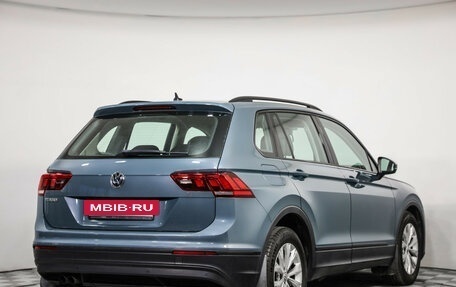 Volkswagen Tiguan II, 2019 год, 2 099 000 рублей, 6 фотография