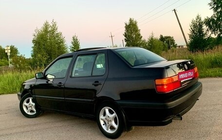 Volkswagen Vento, 1992 год, 422 000 рублей, 10 фотография