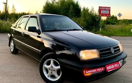 Volkswagen Vento, 1992 год, 422 000 рублей, 7 фотография