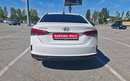 Hyundai Solaris II рестайлинг, 2021 год, 1 800 000 рублей, 4 фотография