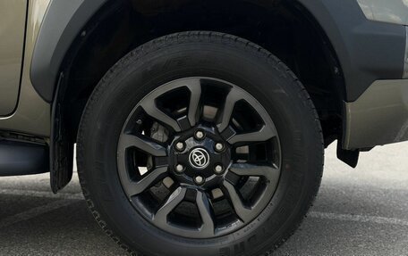 Toyota Hilux VIII, 2022 год, 6 650 000 рублей, 8 фотография