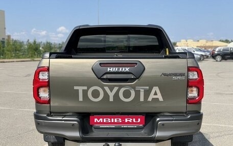 Toyota Hilux VIII, 2022 год, 6 650 000 рублей, 5 фотография