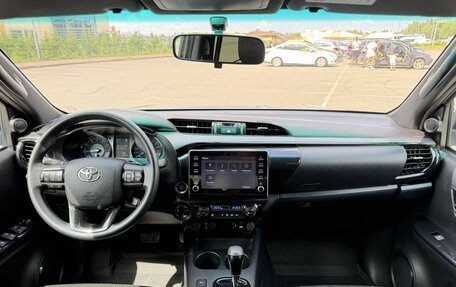 Toyota Hilux VIII, 2022 год, 6 650 000 рублей, 28 фотография