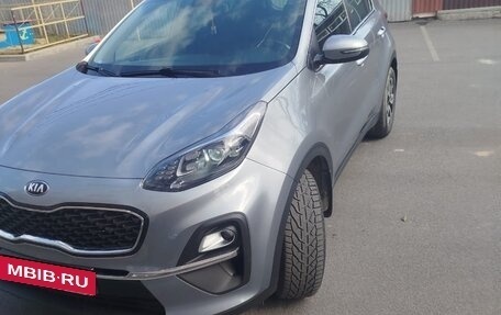 KIA Sportage IV рестайлинг, 2020 год, 2 700 000 рублей, 2 фотография