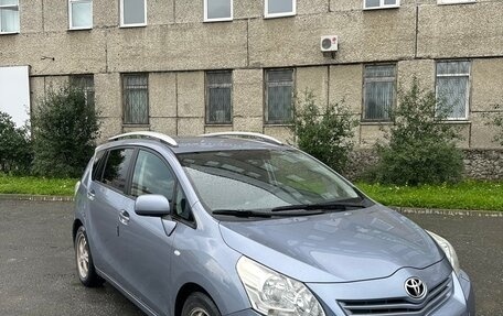 Toyota Verso I, 2011 год, 999 000 рублей, 6 фотография