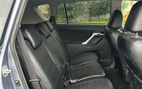 Toyota Verso I, 2011 год, 999 000 рублей, 13 фотография