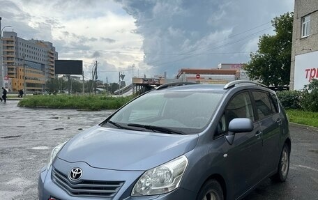 Toyota Verso I, 2011 год, 999 000 рублей, 3 фотография