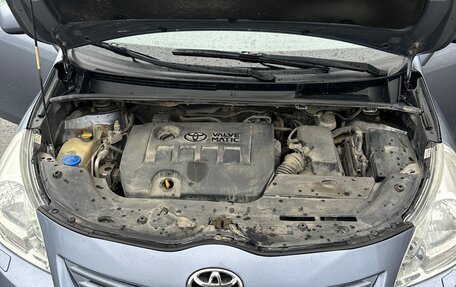 Toyota Verso I, 2011 год, 999 000 рублей, 24 фотография