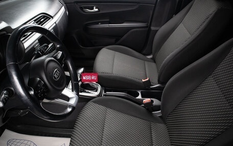 KIA Rio IV, 2019 год, 1 399 000 рублей, 18 фотография