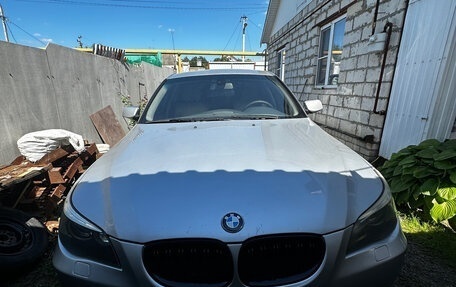 BMW 5 серия, 2003 год, 850 000 рублей, 1 фотография