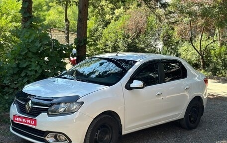 Renault Logan II, 2017 год, 475 000 рублей, 1 фотография