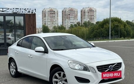 Volvo S60 III, 2011 год, 800 000 рублей, 3 фотография