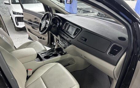 KIA Carnival III, 2019 год, 2 695 000 рублей, 17 фотография